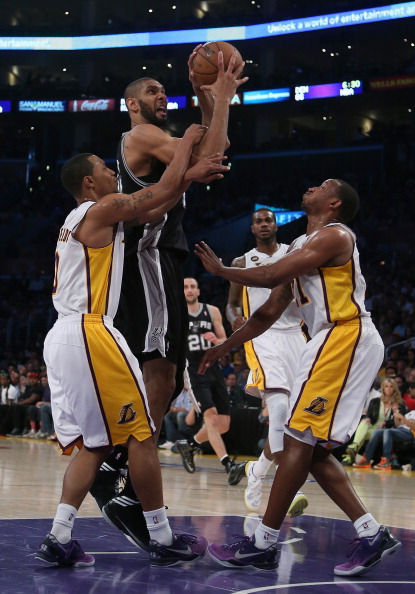 迫使对手在 迫使对手在