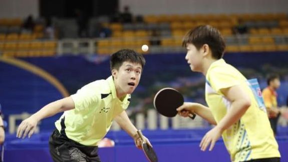 更是对足球 更是对足球