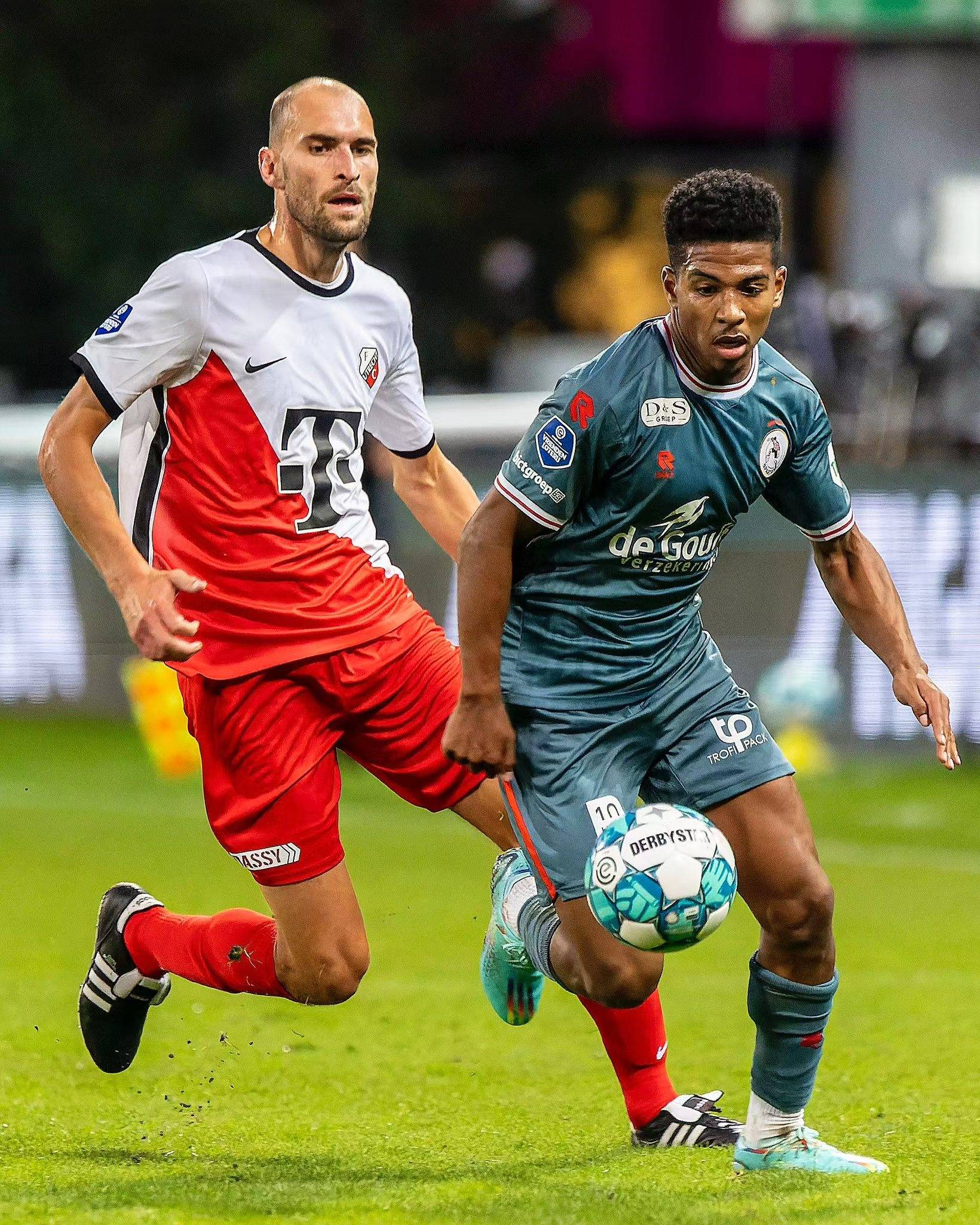 掌控全场 掌控全场