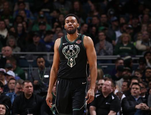 以硬实力叩 以硬实力叩